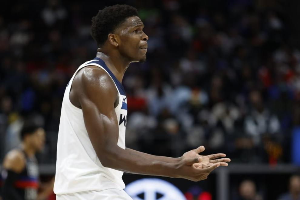 九游网页版登录包含关键时刻体能课后；明尼苏达森林狼再遭质疑备战NBA常规赛；管理层满意；身体对抗强度拉满的词条